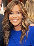 Sunny Hostin, The View koʻrsatuvi boshlovchisi