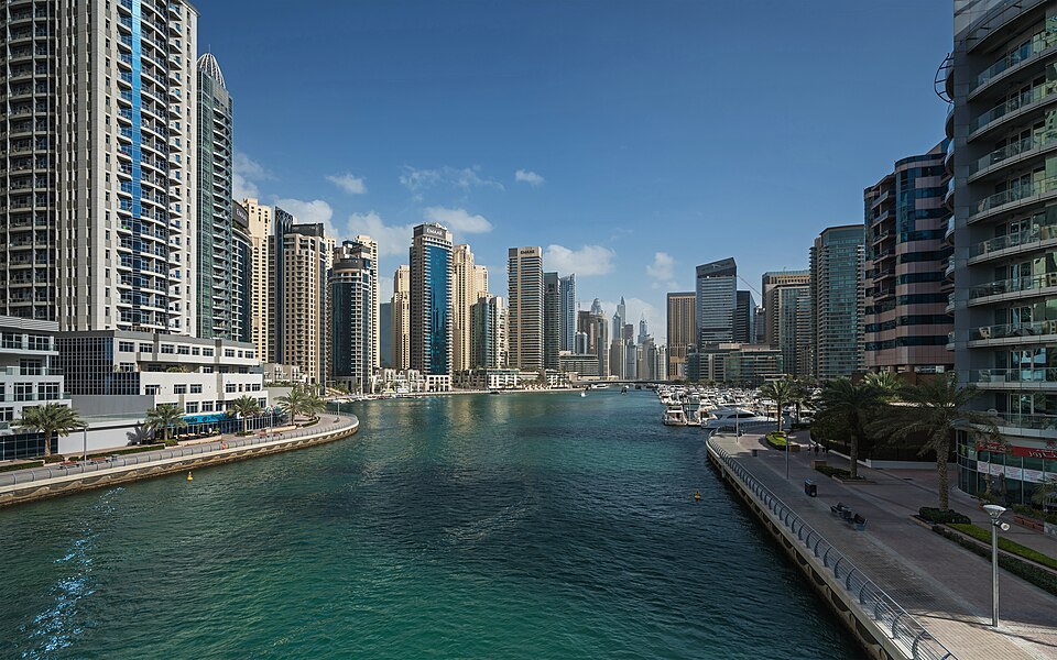 Fayl:UAE Dubai Marina img1 asv2018-01.jpg