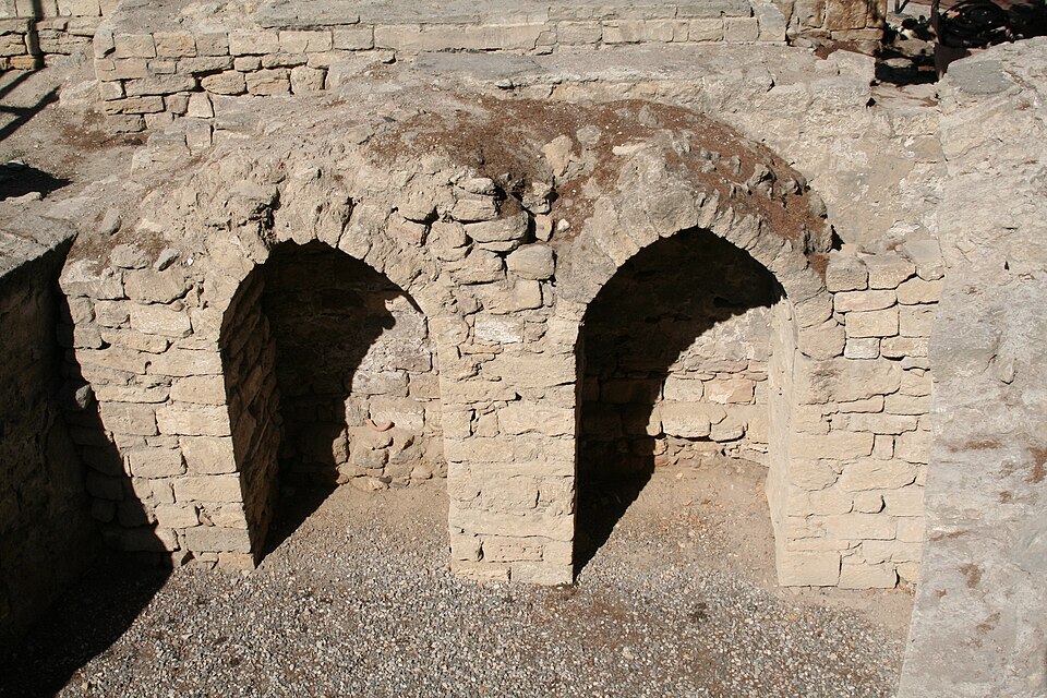 Fayl:"Baba Kuhi Bakuvi mosque" 2.JPG