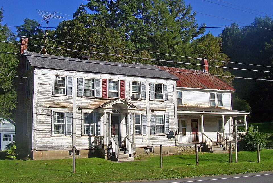 Fayl:Lace House, Canaan, NY.jpg