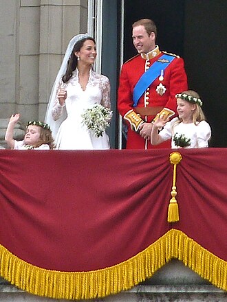 Shahzoda William va Catherine Middleton ayvonda