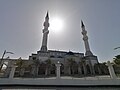 Al-Hasan masjidining tashqi koʻrinishi