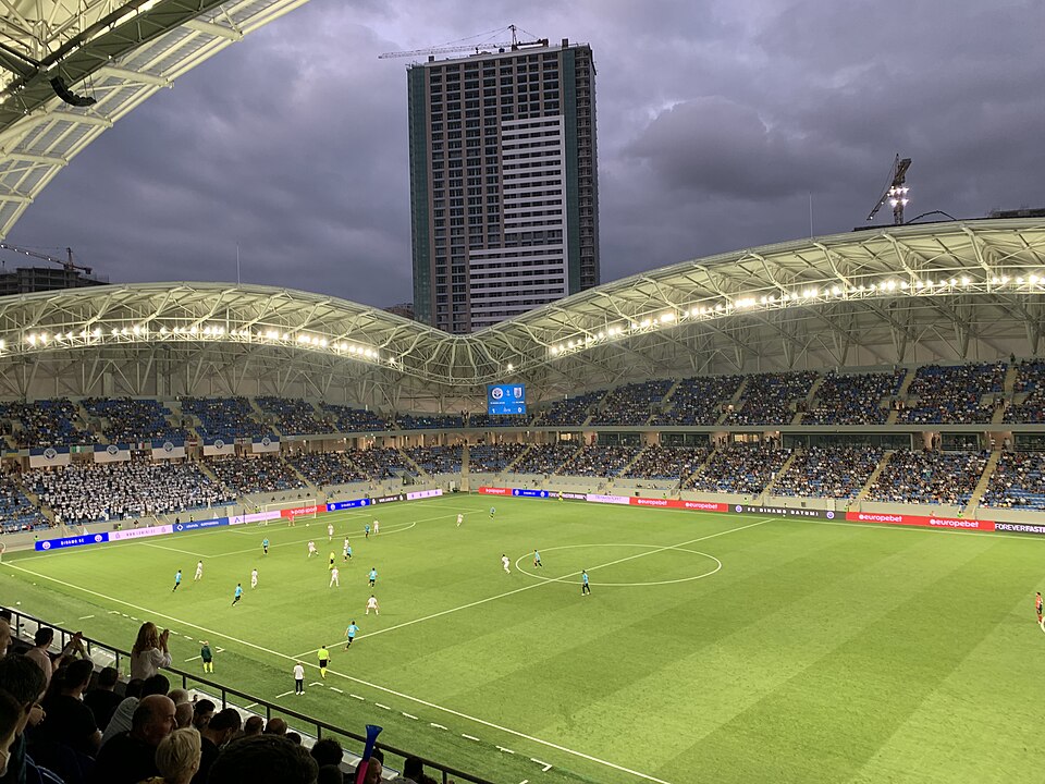 Fayl:Dinamo Batumi vs. Bate Belarus.jpg