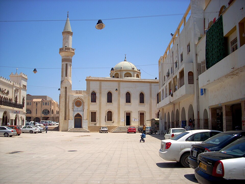 Fayl:Maydan al Baladiya.jpg