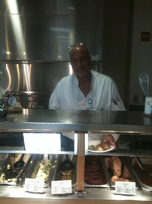 Fayl:Cafeteria Server.jpg
