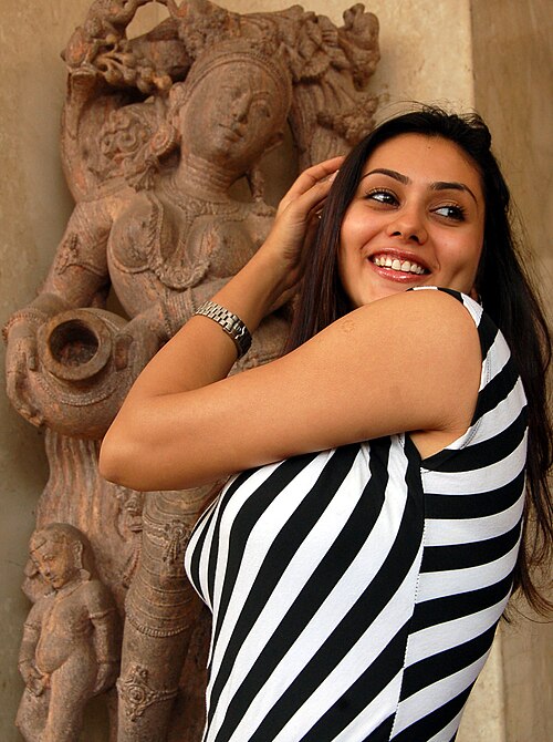 Fayl:Namitha3.jpg