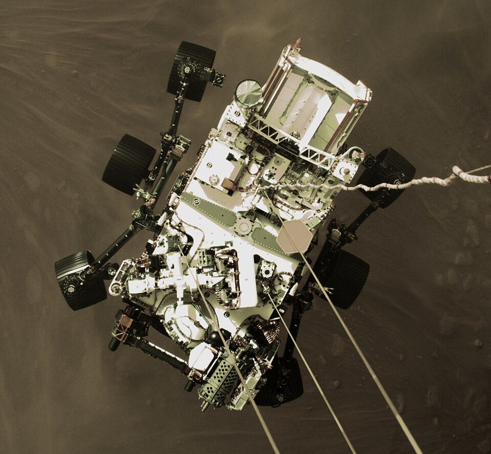 Fayl:Perseverance Landing Skycrane (cropped).jpg