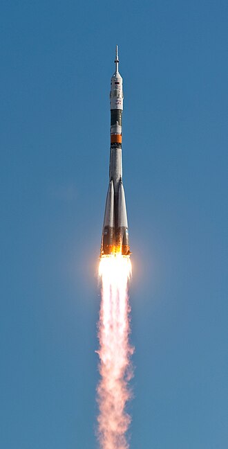 Fayl:Soyuz TMA-18 launching.jpg