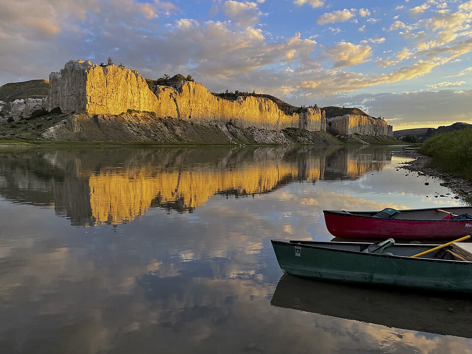Fayl:Missouri River in 2021 01.jpg