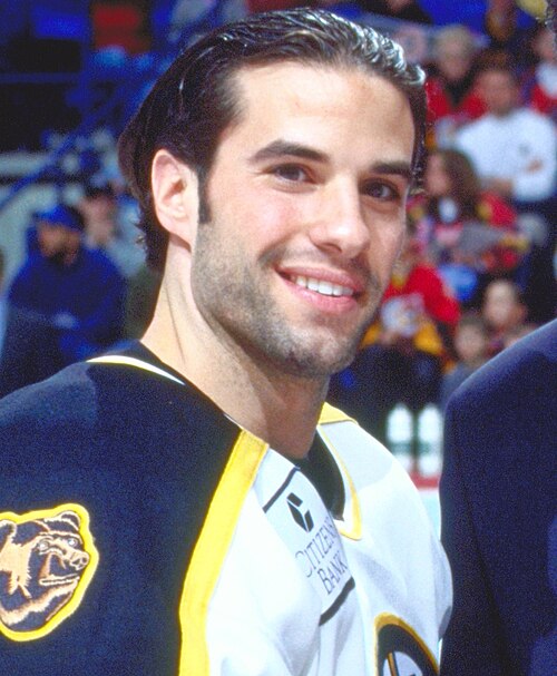 Fayl:Peter Ferraro (30836439923) (cropped).jpg