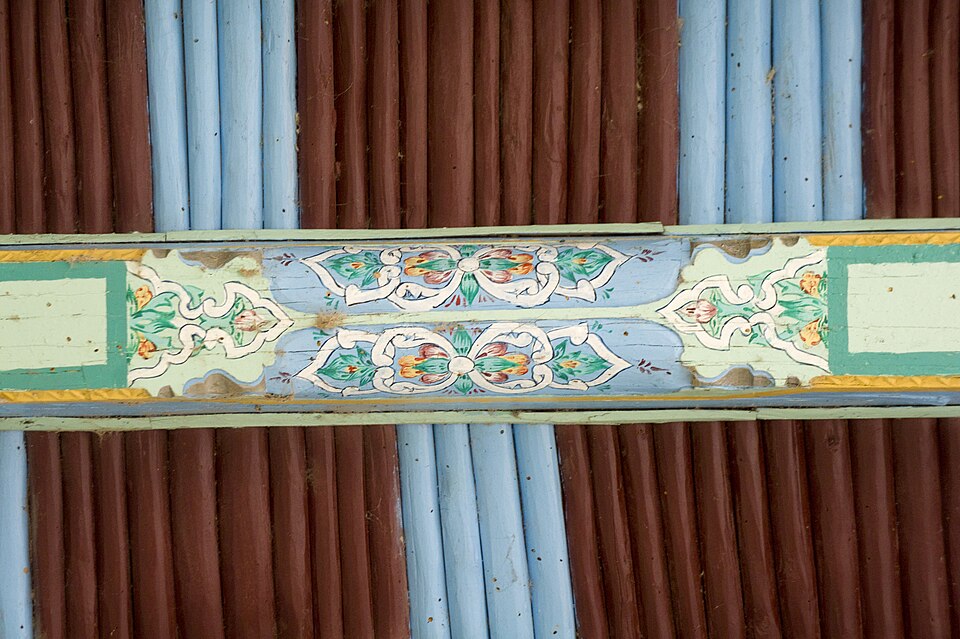 Fayl:Qaynar masjidi, ayvon naqshlari.jpg