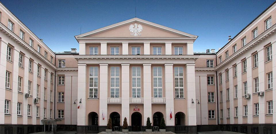 Fayl:Siedziba NIK - front.jpg