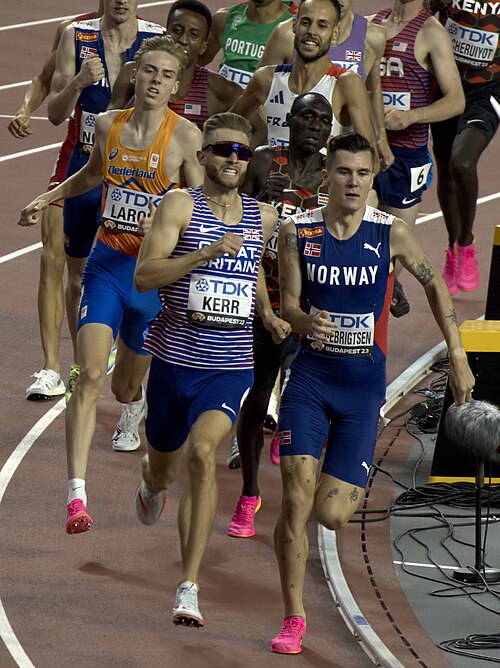 Fayl:WKBO3604 1500m M final (53173094081).jpg