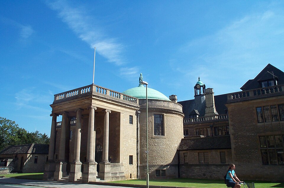 Fayl:Rhodes House Oxford 20040909.jpg