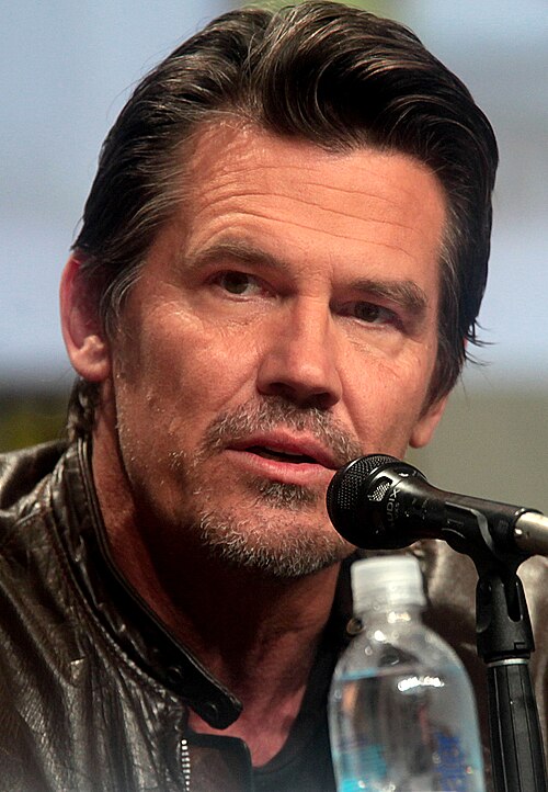 Fayl:Josh Brolin SDCC 2014.jpg