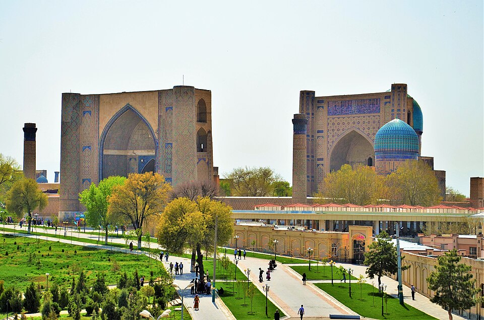 Fayl:Mosque Bibi Khanum (5).JPG