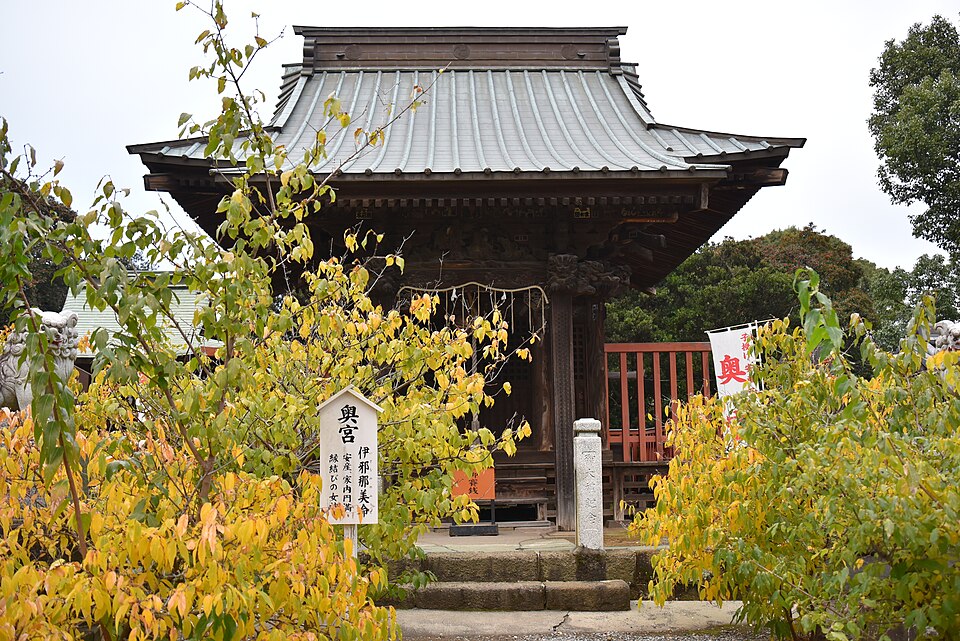 Fayl:Raiden-jinja okumiya (Itakura).jpg