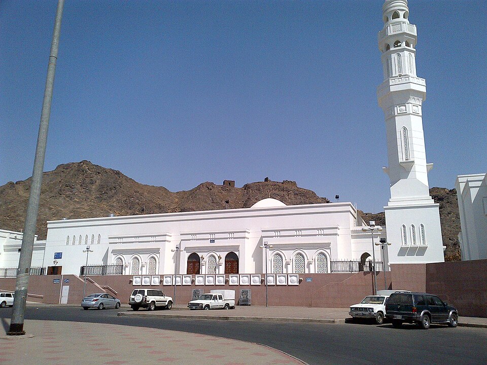 Fayl:Sab'u Masajid.jpg