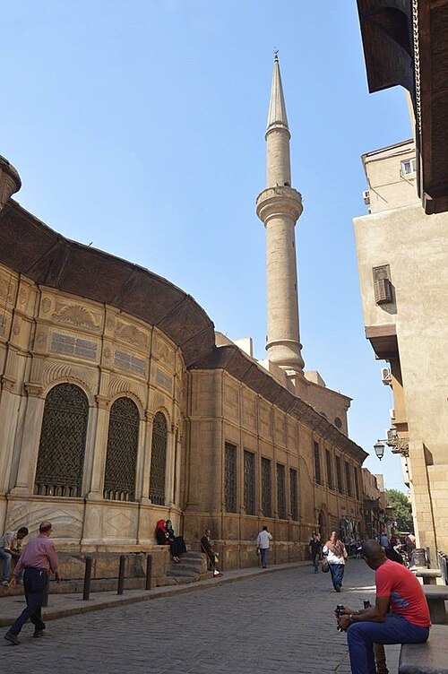 Fayl:2شارع المعز لدين الله الفاطمي.jpg
