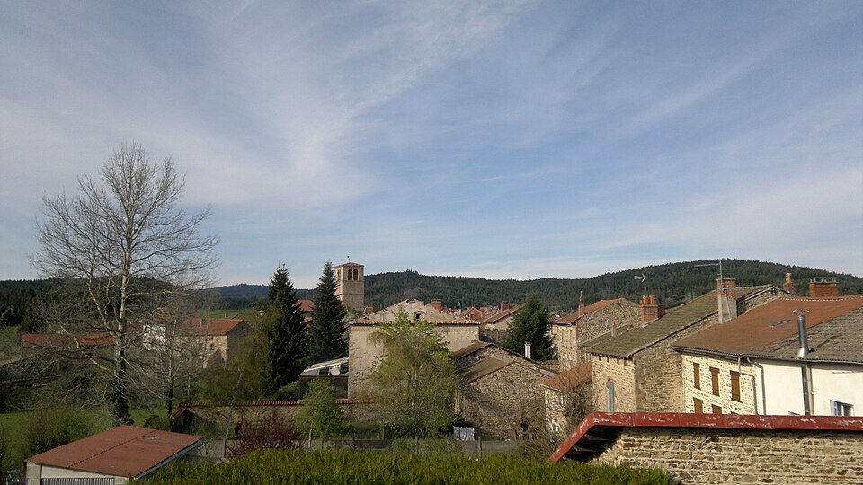 Fayl:Champagnac-le-Vieux.jpg