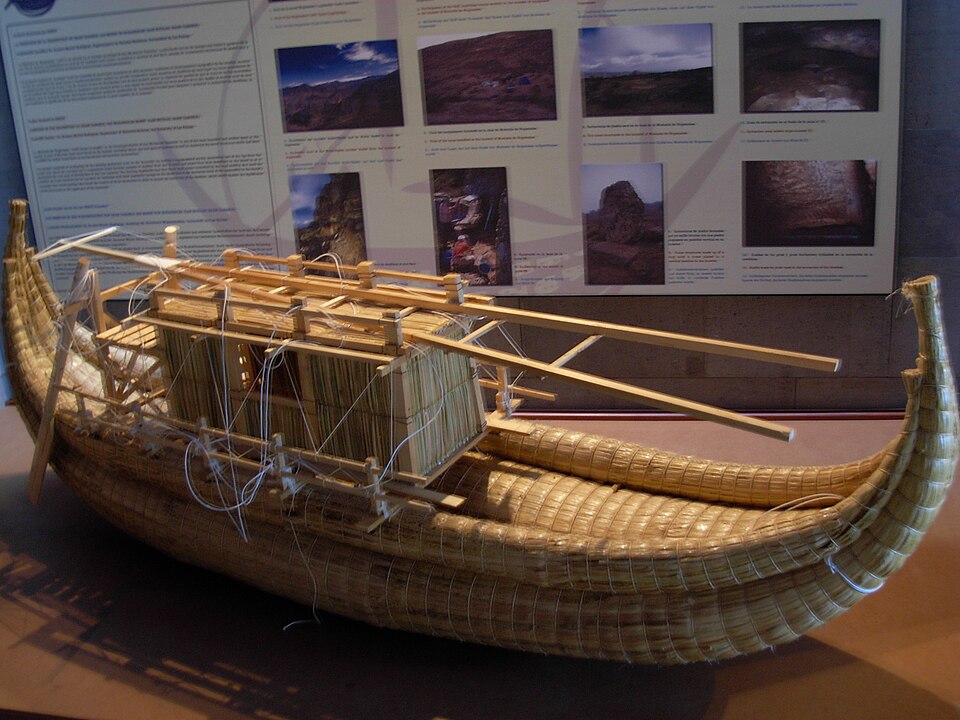 Fayl:Ra II boat.JPG
