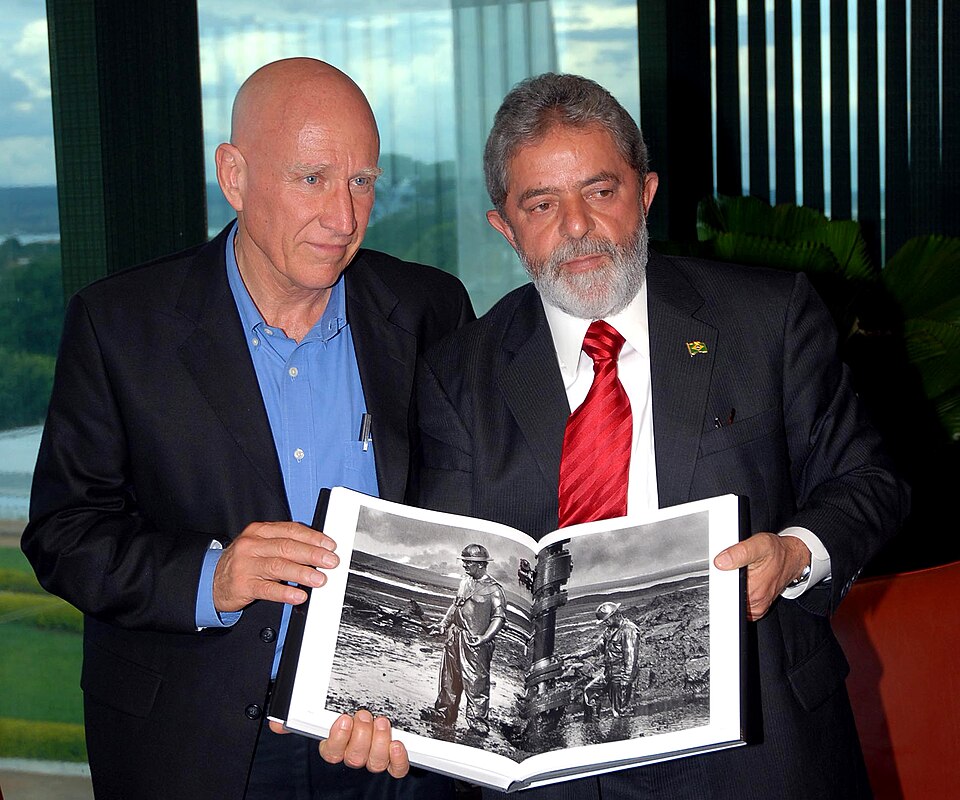 Fayl:Sebastiaosalgado2006.jpg