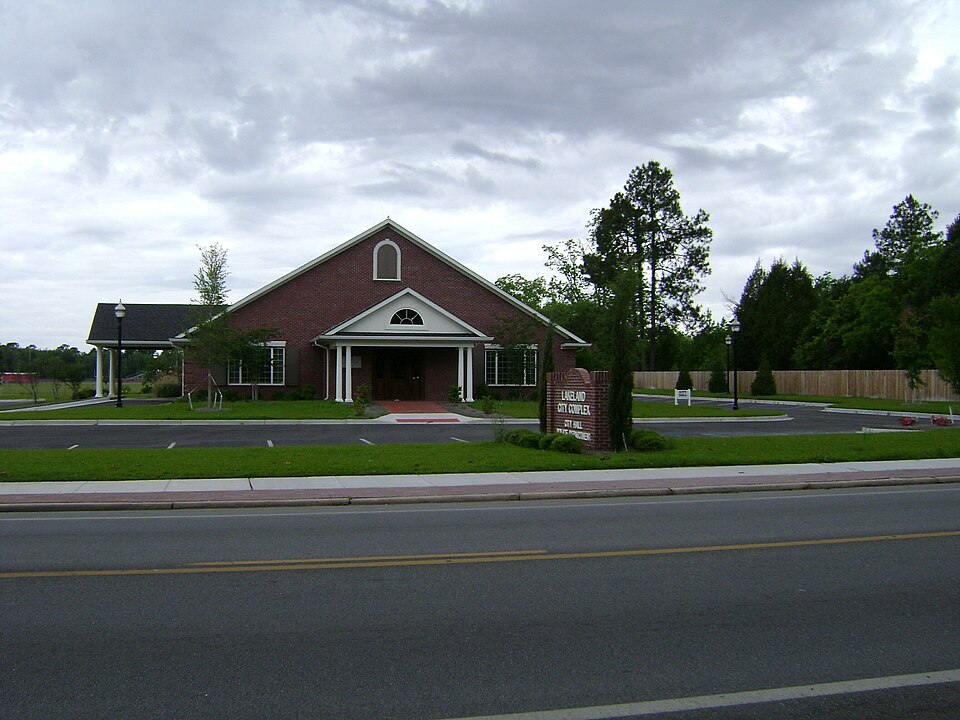Fayl:Lakeland City Hall Police Department.jpg