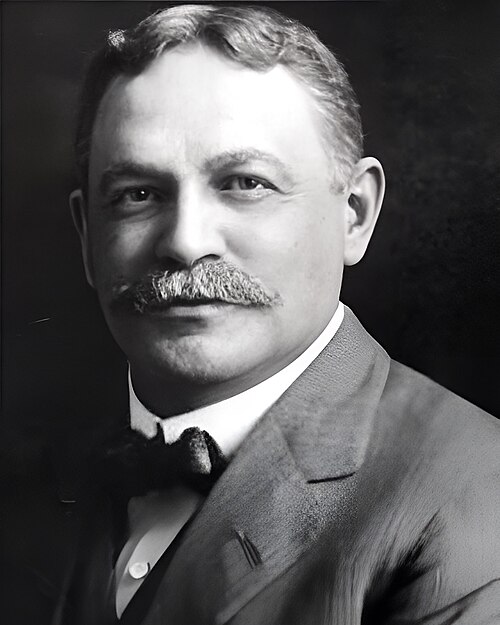 Fayl:William Selig.jpg