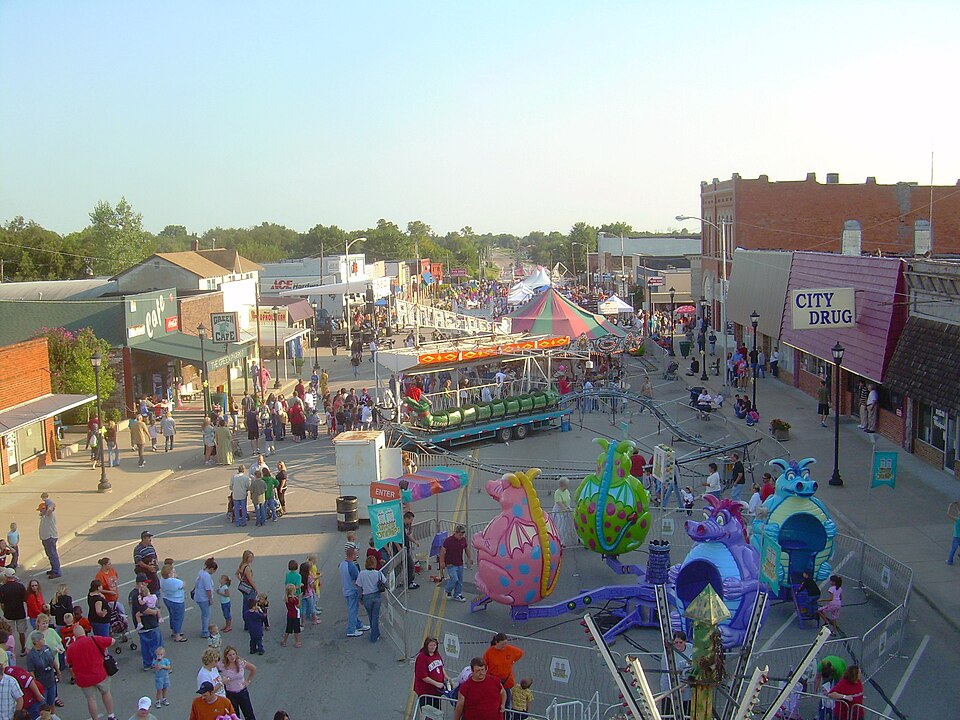 Fayl:Fall Festival Sept. 2007.jpg
