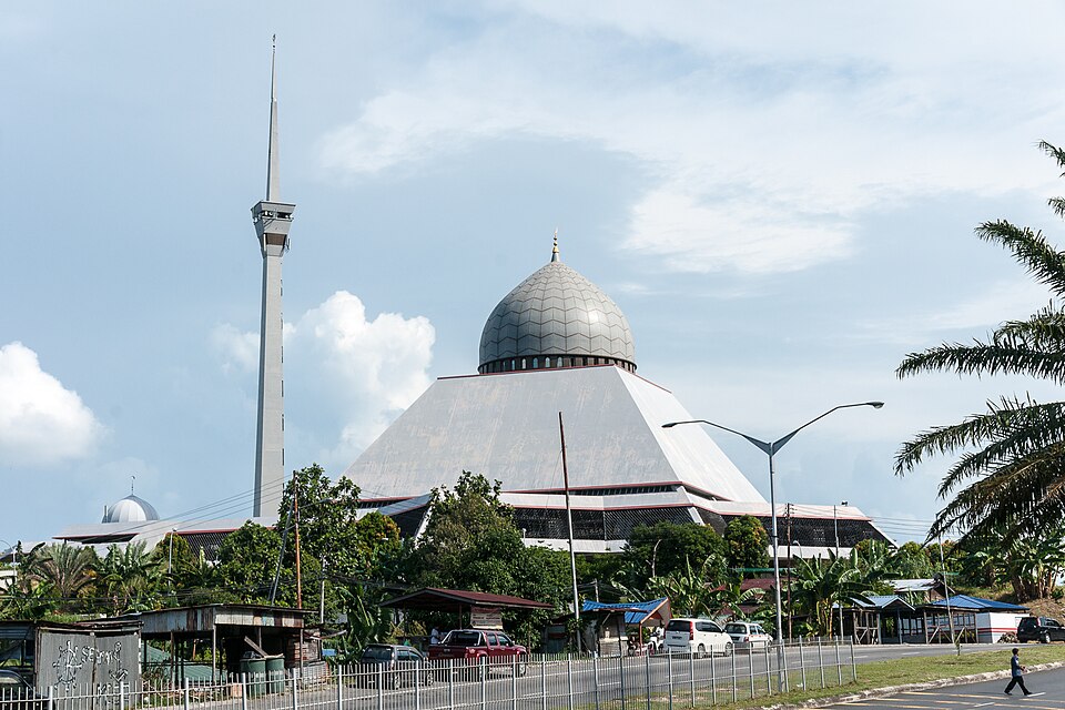 Fayl:Sandakan Sabah Sim-Sim-CityMosque-01.jpg