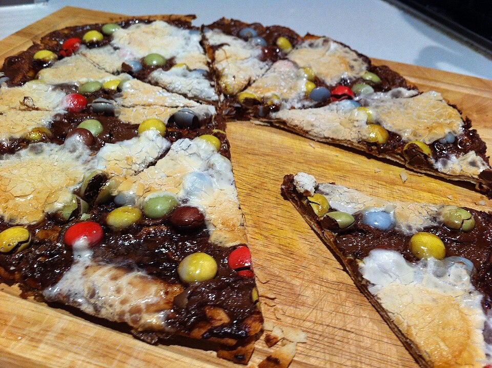 Fayl:Nutella Pizza.jpg