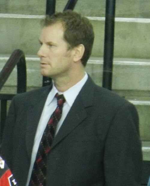 Fayl:Andrew Cassels coaching2.JPG