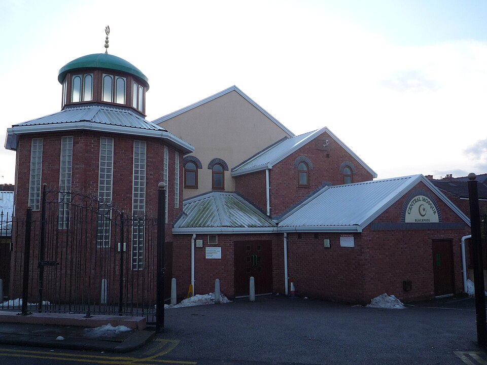 Fayl:Blackpool Central Mosque 247.JPG