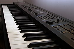 Ensoniq ZR-76