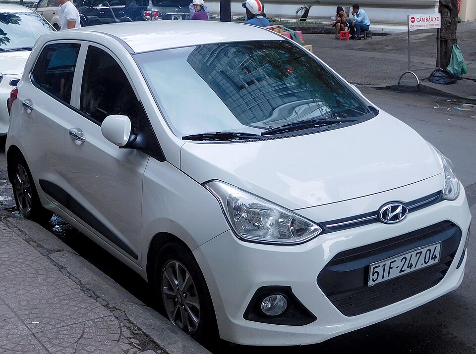 Fayl:Hyundai Grand i10 front view.jpg