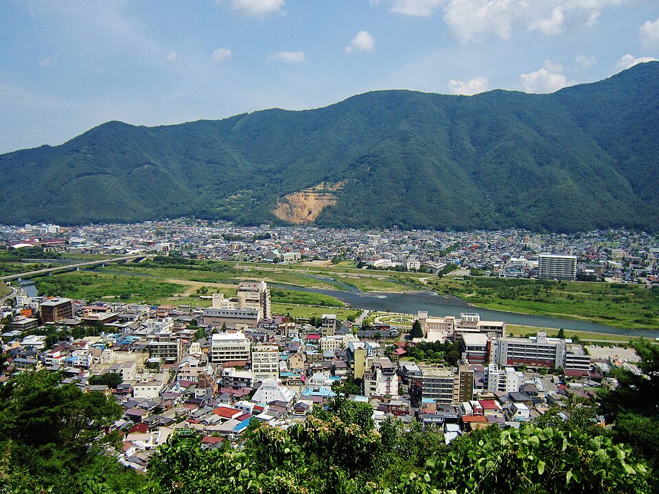 Fayl:Togura-Kamiyamada Onsen survey.jpg