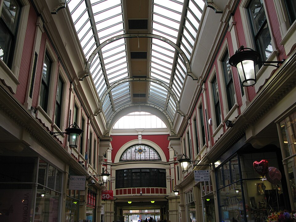 Fayl:Walsall Victorian Arcade.JPG