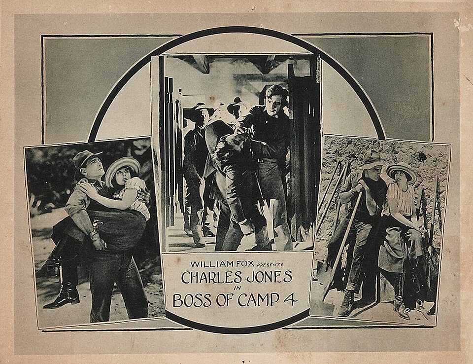 Fayl:Bossofcamp4-lobbycard1922.jpg