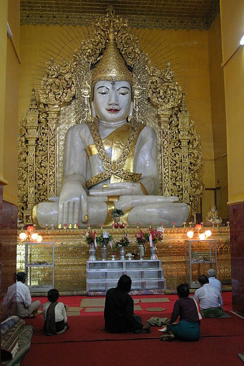 Fayl:Mandalay-Kyauk Taw Ghi-06-Buddha-gje.jpg