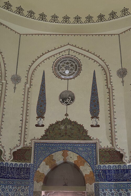 Fayl:Shezade Mustafa tomb 7992.jpg