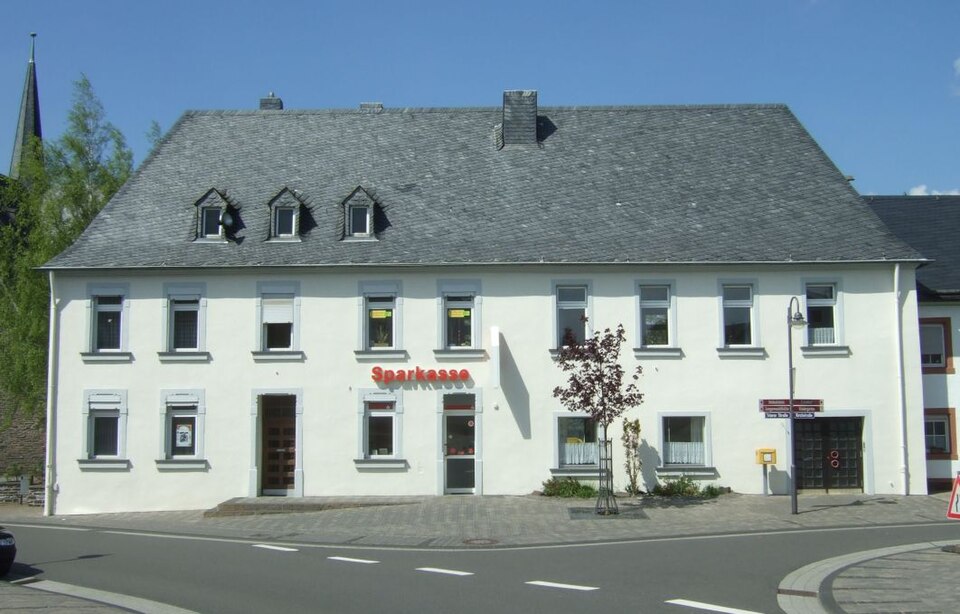 Fayl:Thomm-haus-der-gemeinde.jpg