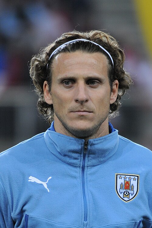 Fayl:U10 Diego Forlán 7524.jpg