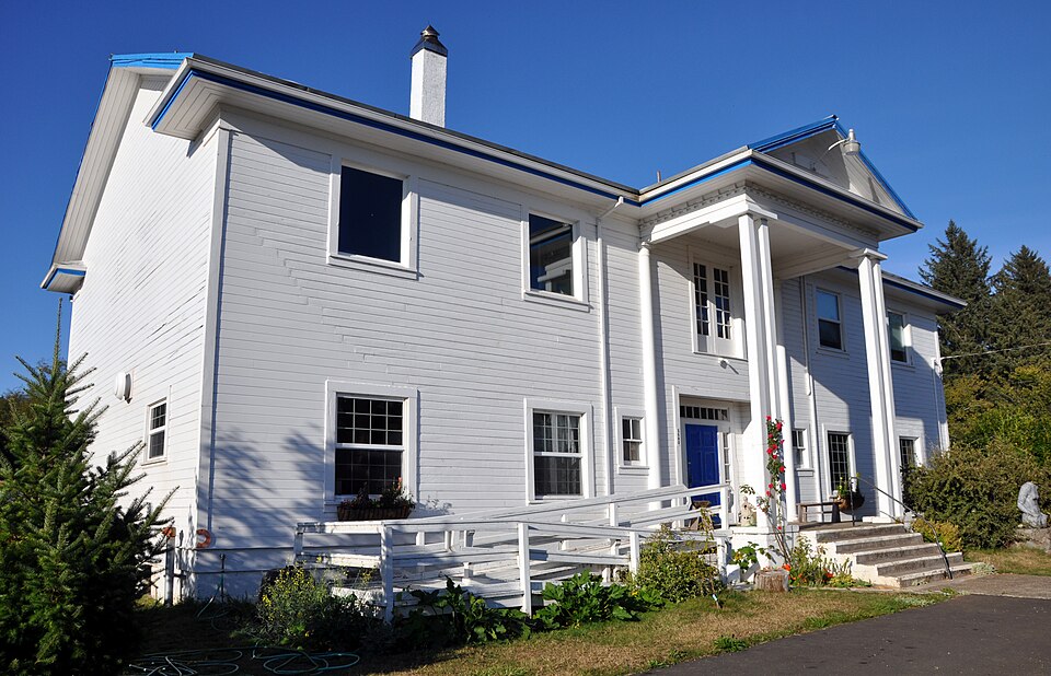 Fayl:Bay City Arts Center.jpg