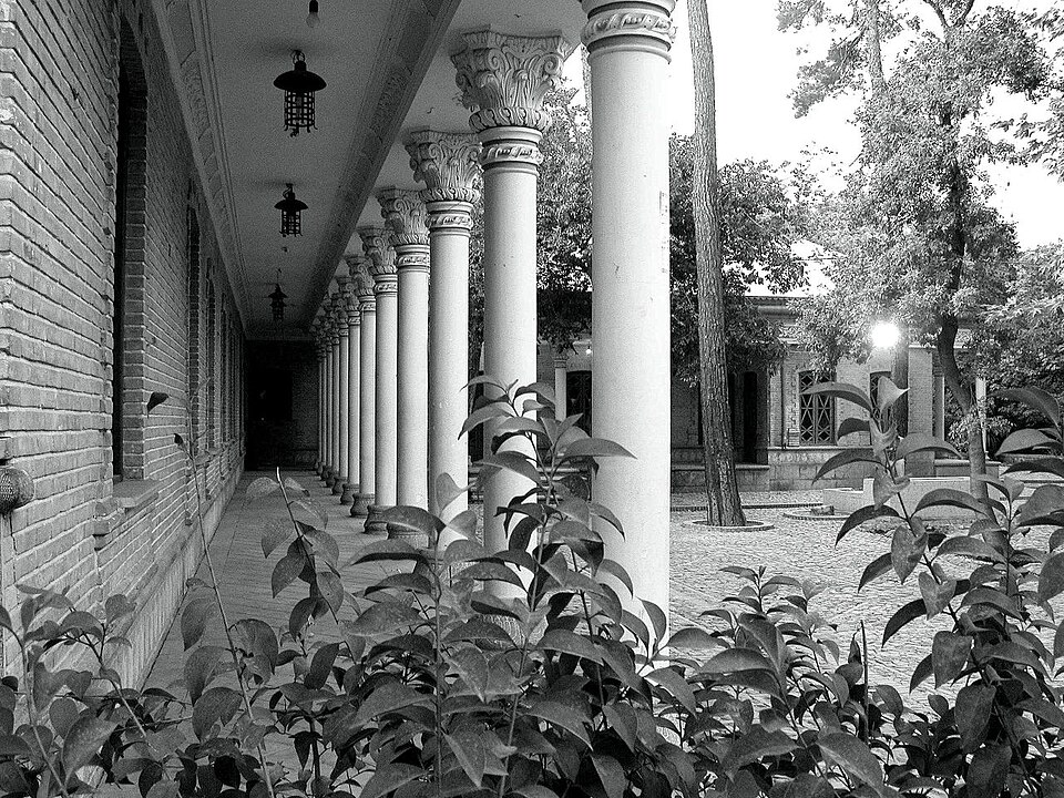 Fayl:Gheytarieh park.jpg