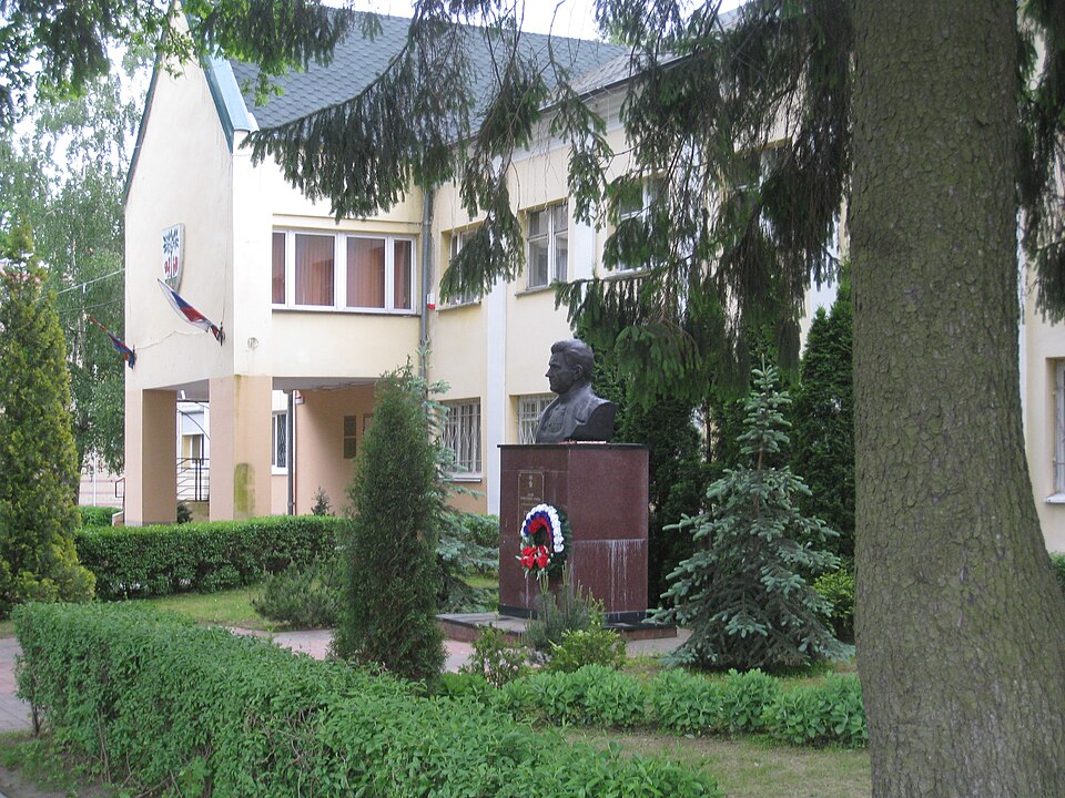 Fayl:Guryevsk 2295.JPG