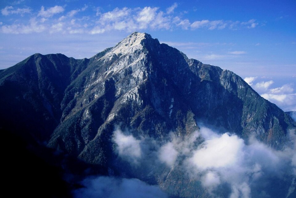 Fayl:Mount Kaikomagatake from Jizodake 2010-10-15.jpg