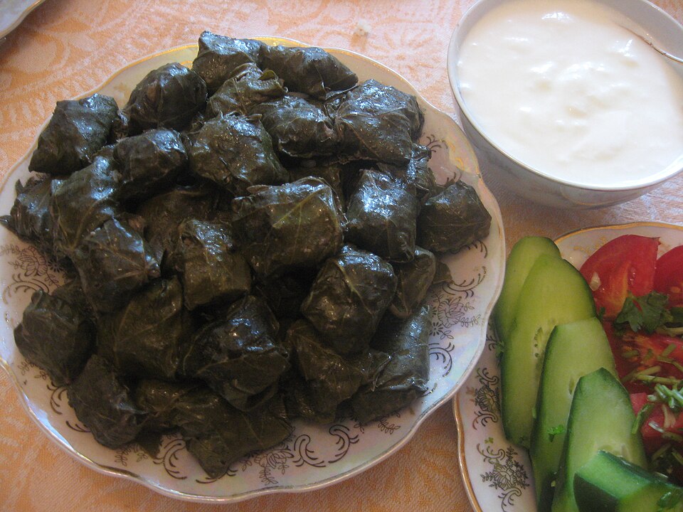 Fayl:Yarpaq dolması.jpg