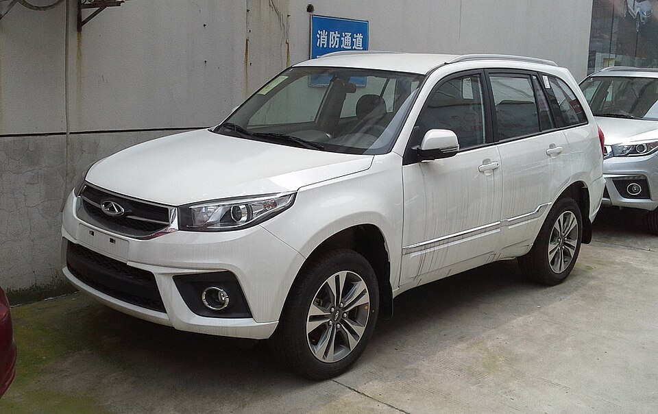 Fayl:Chery Tiggo 3 China 2015-04-10.jpg