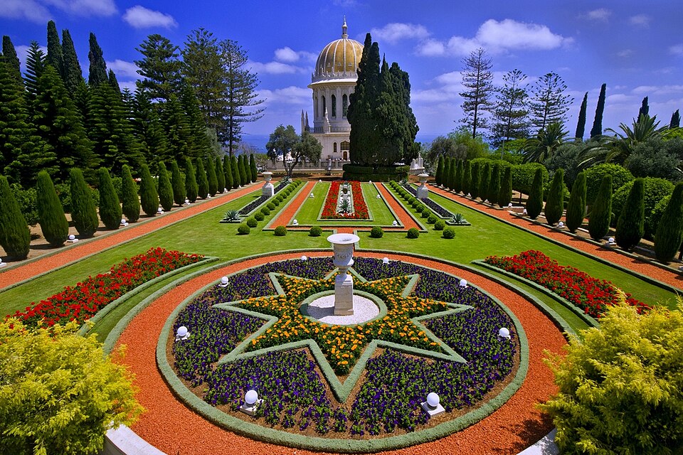 Fayl:PikiWiki Israel 14823 Bahai Gardens.jpg