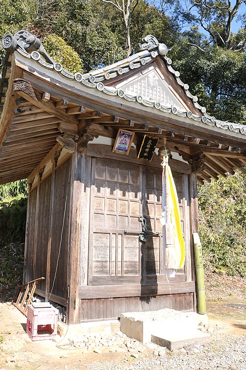 Fayl:Itsukushima Shinto Shrine (Oki Island).jpg